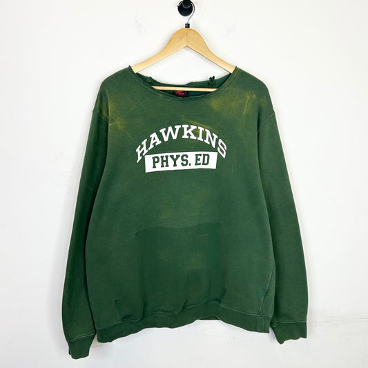 STRANGER THINGS X NIKE HAWKINS PHYS.ED CREWNECK