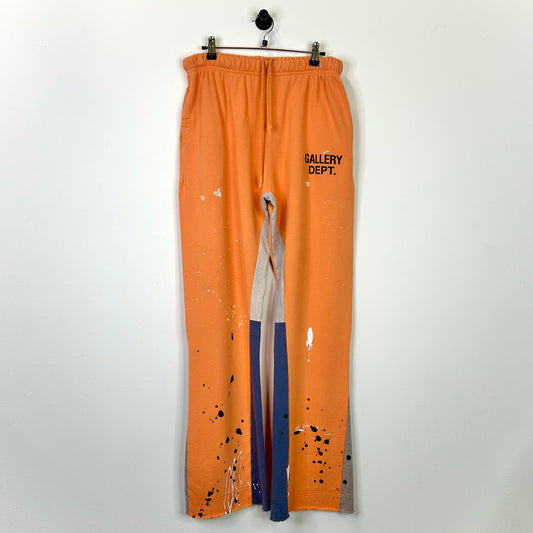 GALLERY DEPT. FLARED PAINT SPLATTER ORANGE SWEATPANTS