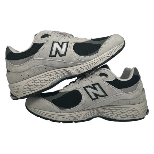 PREOWNED NEW BALANCE 2002R GREY/BLACK SZ 13