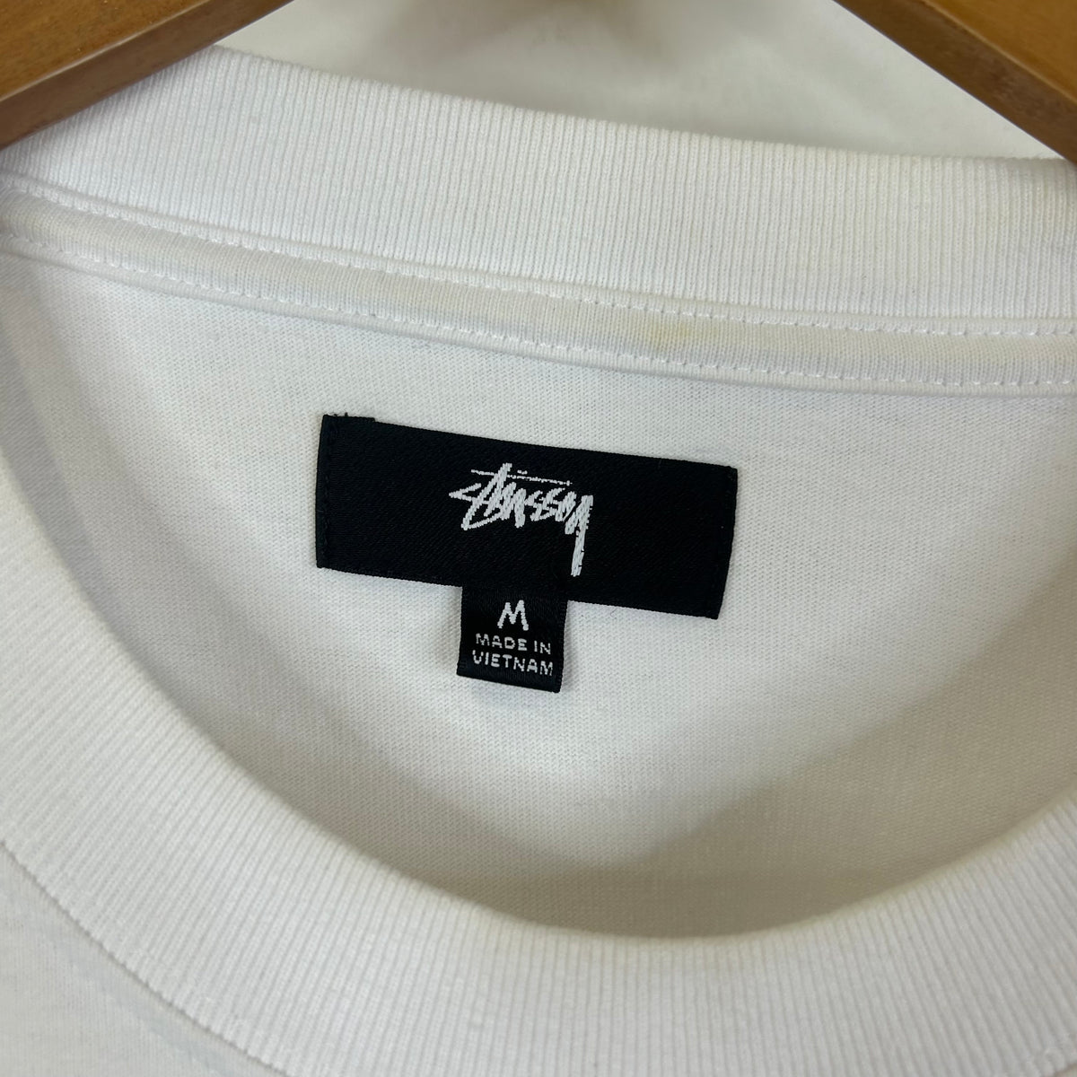 STUSSY LOGO SS TEE WHITE