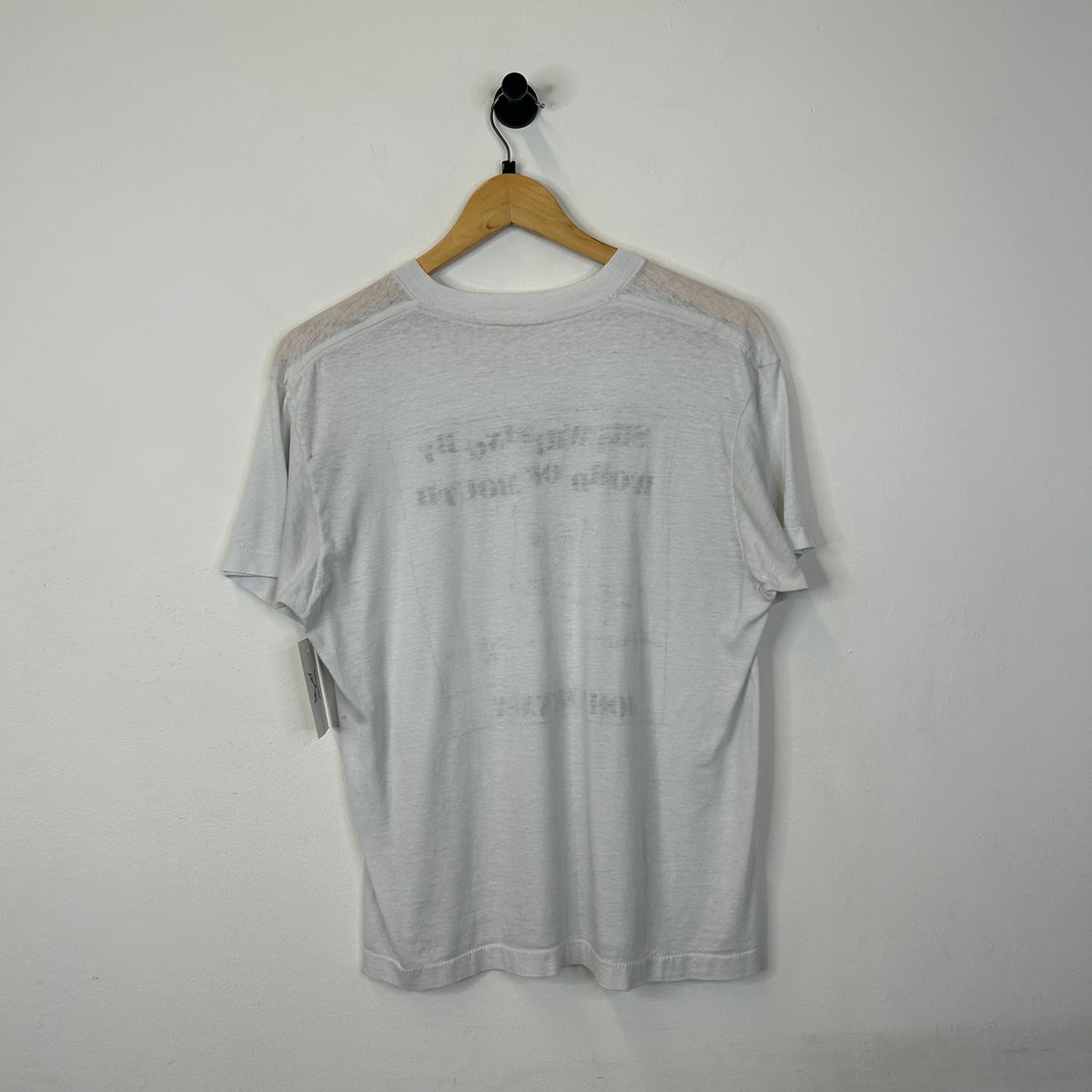 70S JOHN LENNON SKYWRITING BY WORD OF MONTH T-SHIRT
