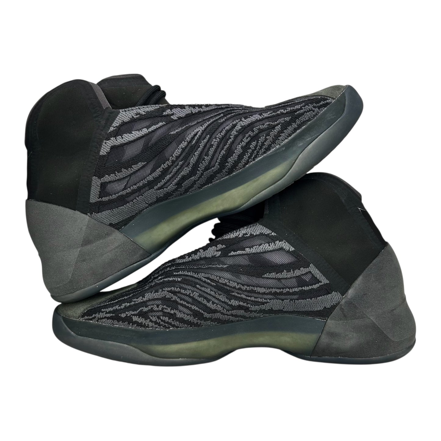 PREOWNED YEEZY QNTM ONYX
