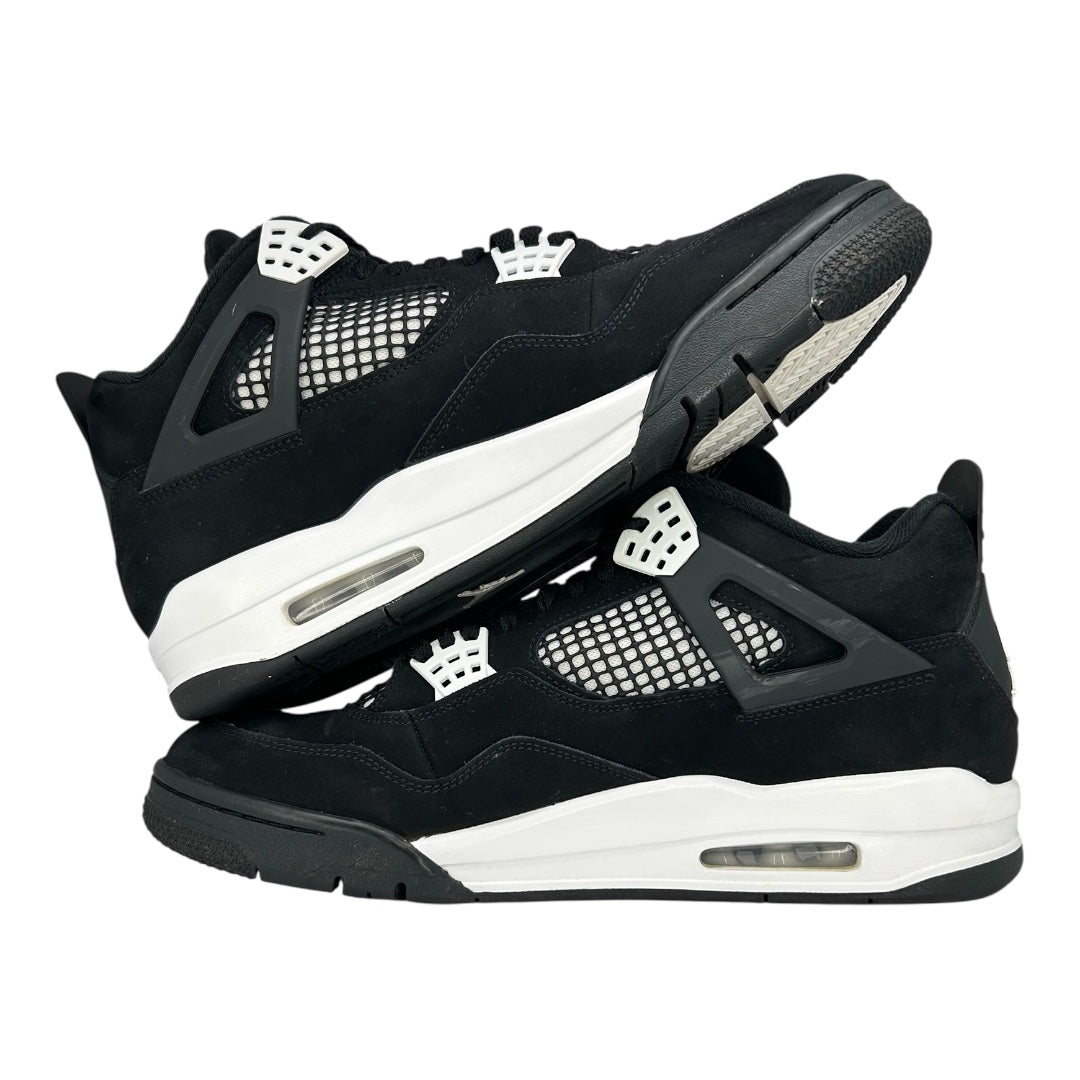 PREOWNED JORDAN 4 WHITE THUNDER