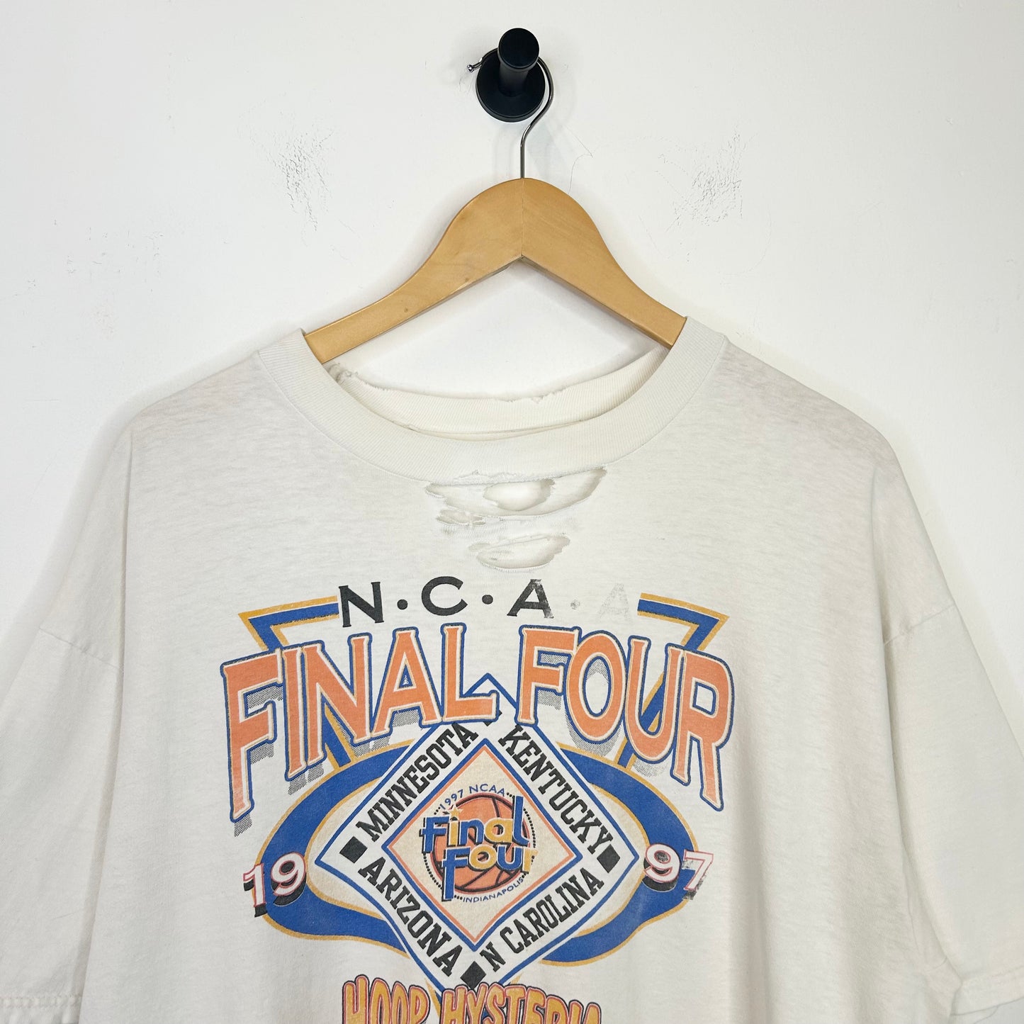 NCAA FINAL FOUR 1997 HOOP HYSTERIA TEE