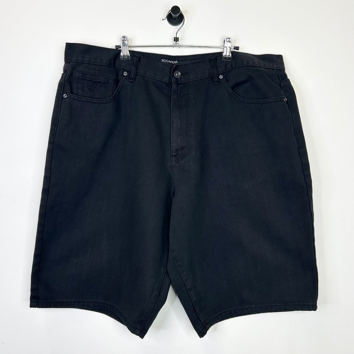 BLACK ROCAWEAR SHORTS