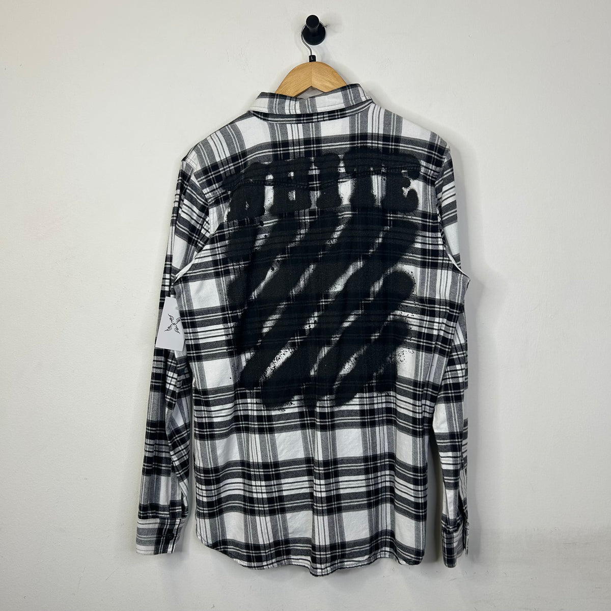 OFF-WHITE BLACK AND WHITE FLANNEL SHIRT SIZE L