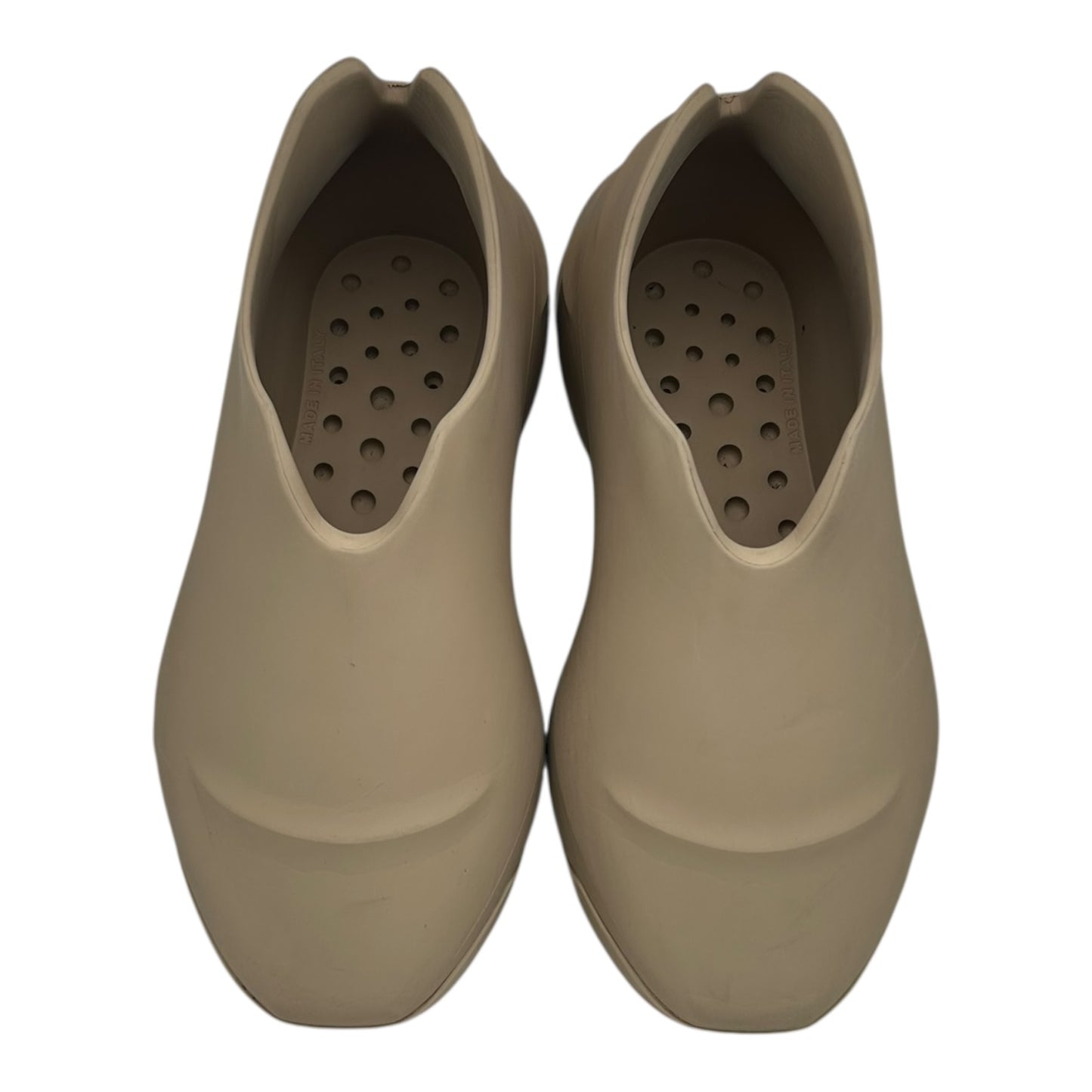 PREOWNED GIVENCHY MONUMENTAL MALLOW SIZE 41 (8US)