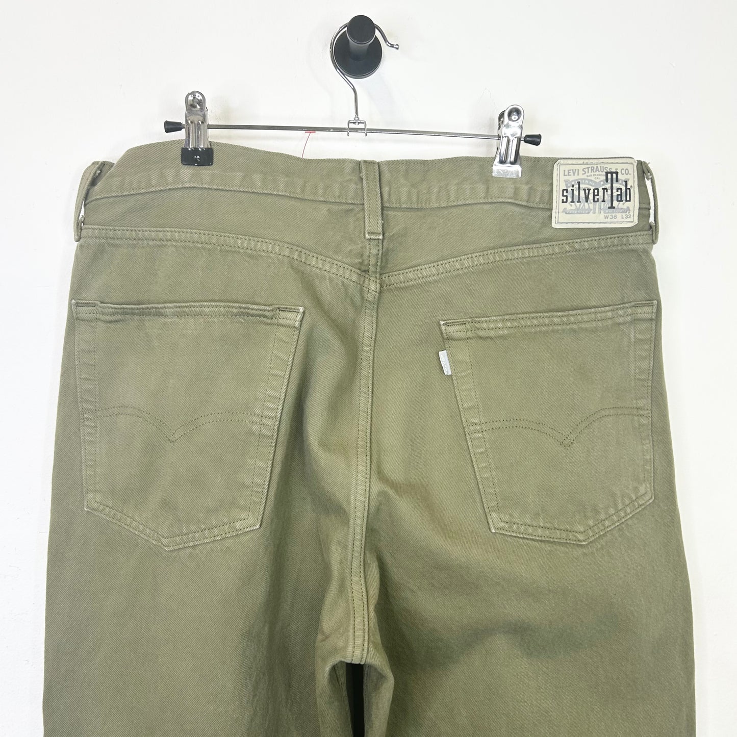 OLIVE GREEN LEVI'S LOOSE SILVER TABS