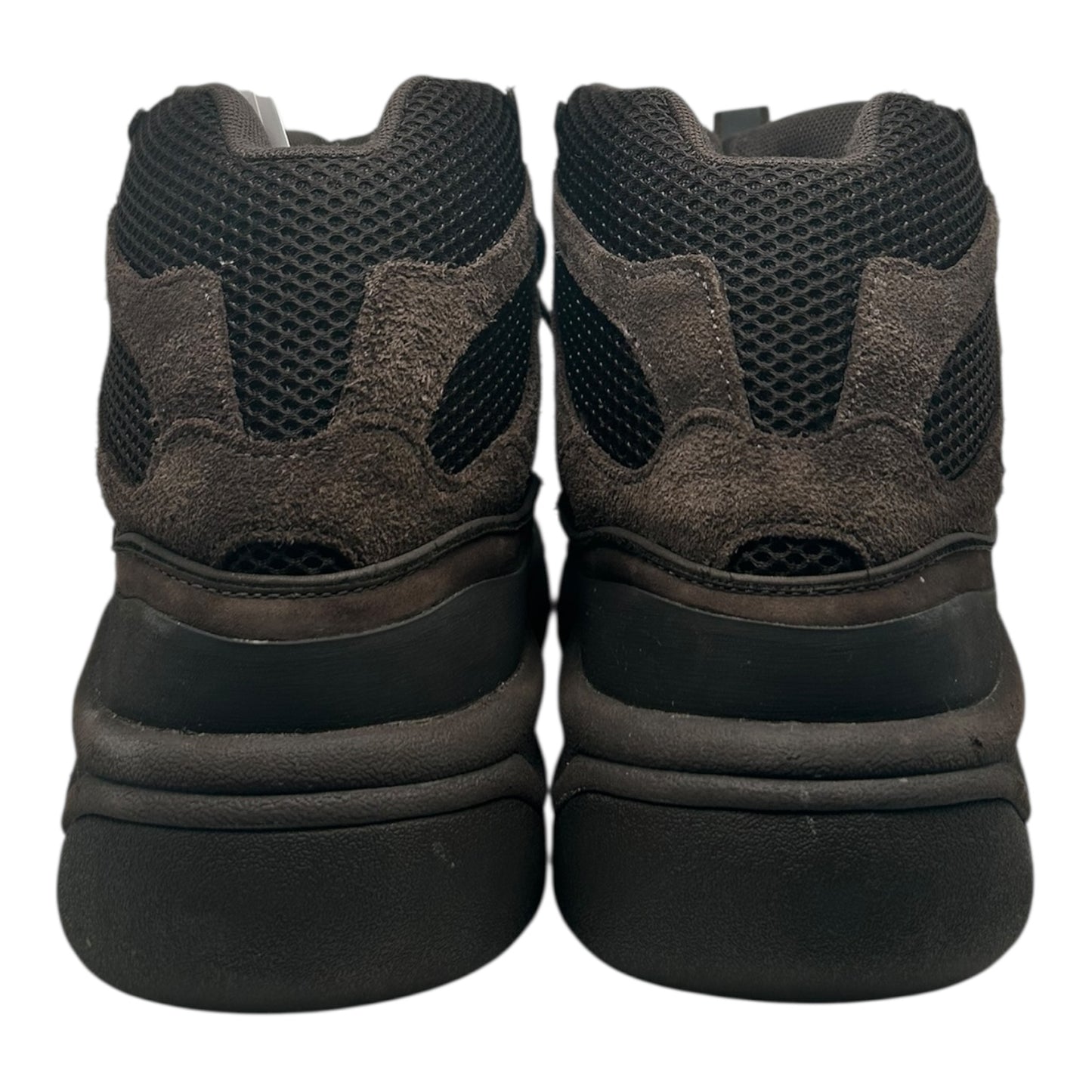 PREOWNED YEEZY DESERT BOOT OIL