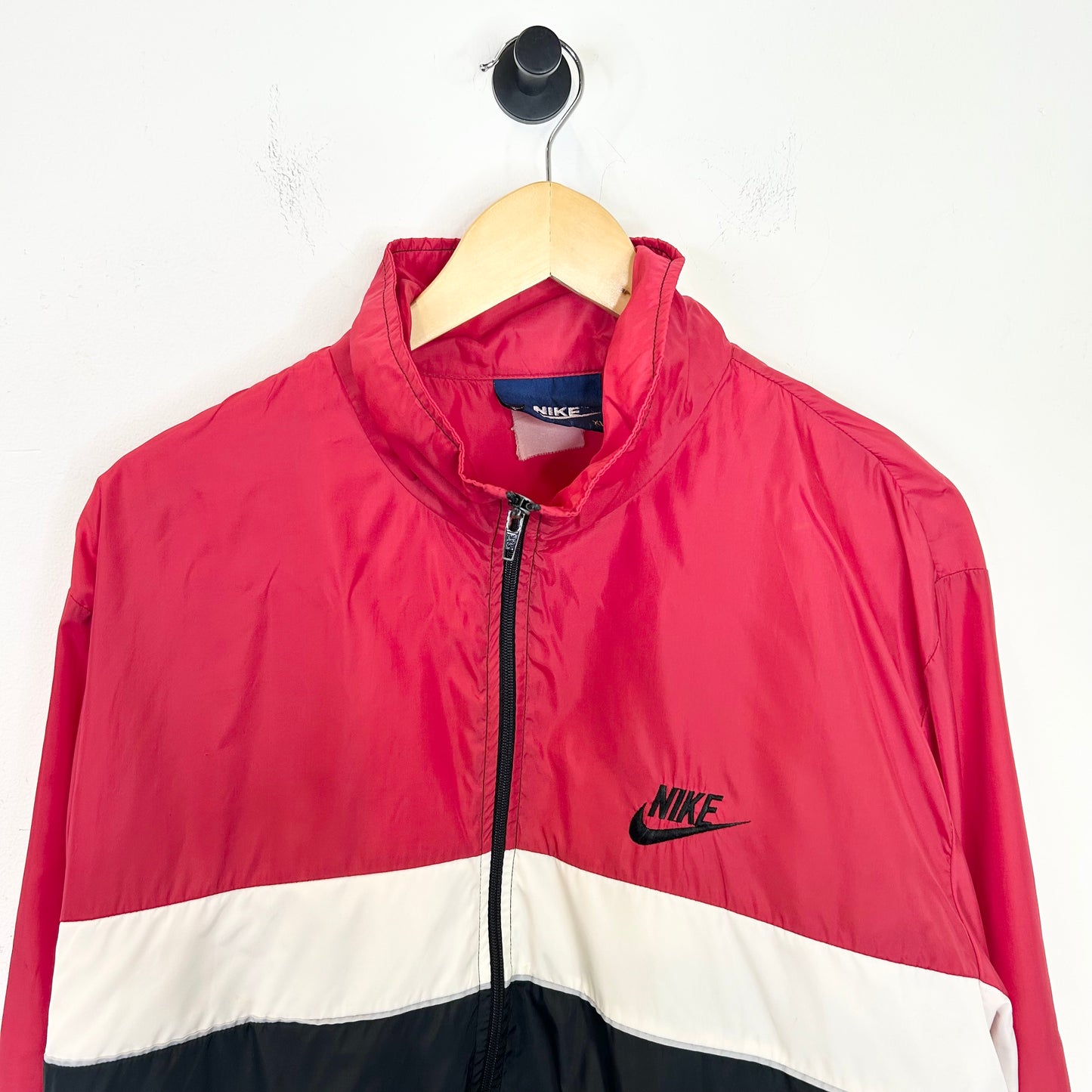 RED WHITE AND BLACK 80S NIKE WINDBREAKER