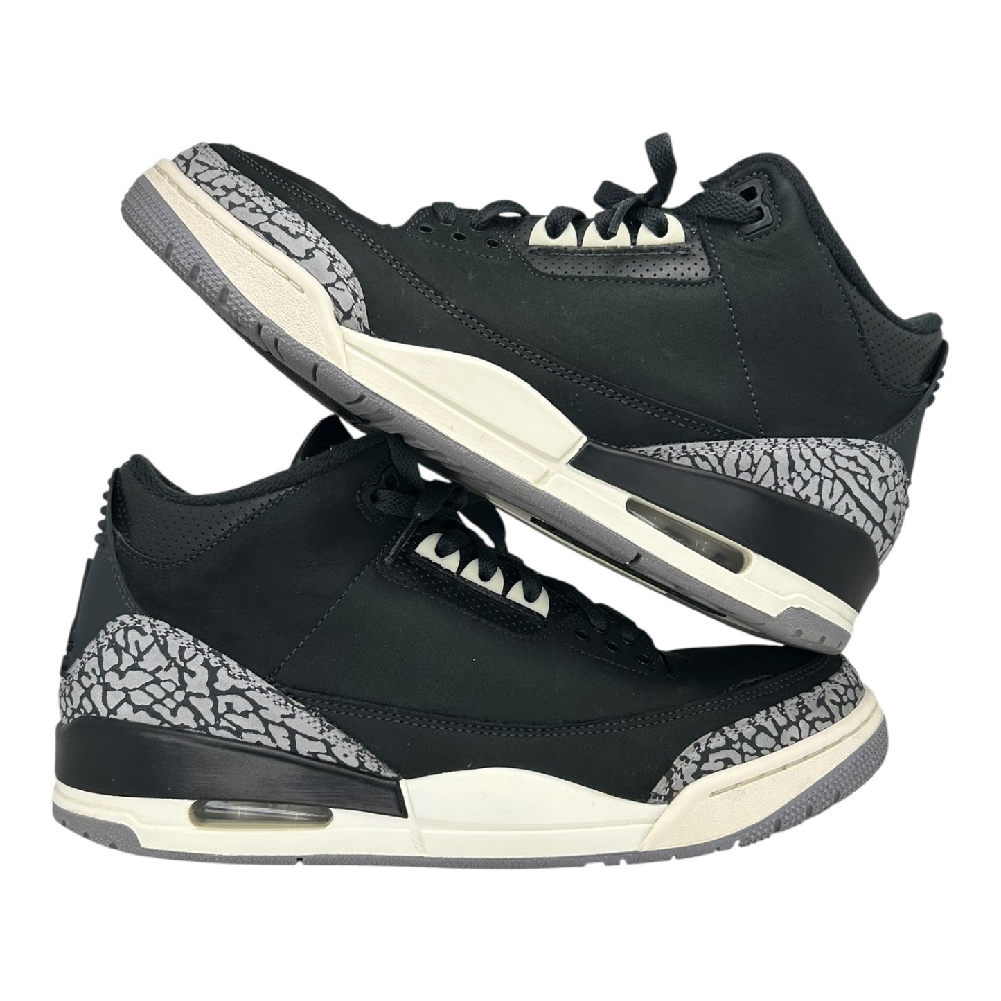 PREOWNED JORDAN 3 OFF NOIR