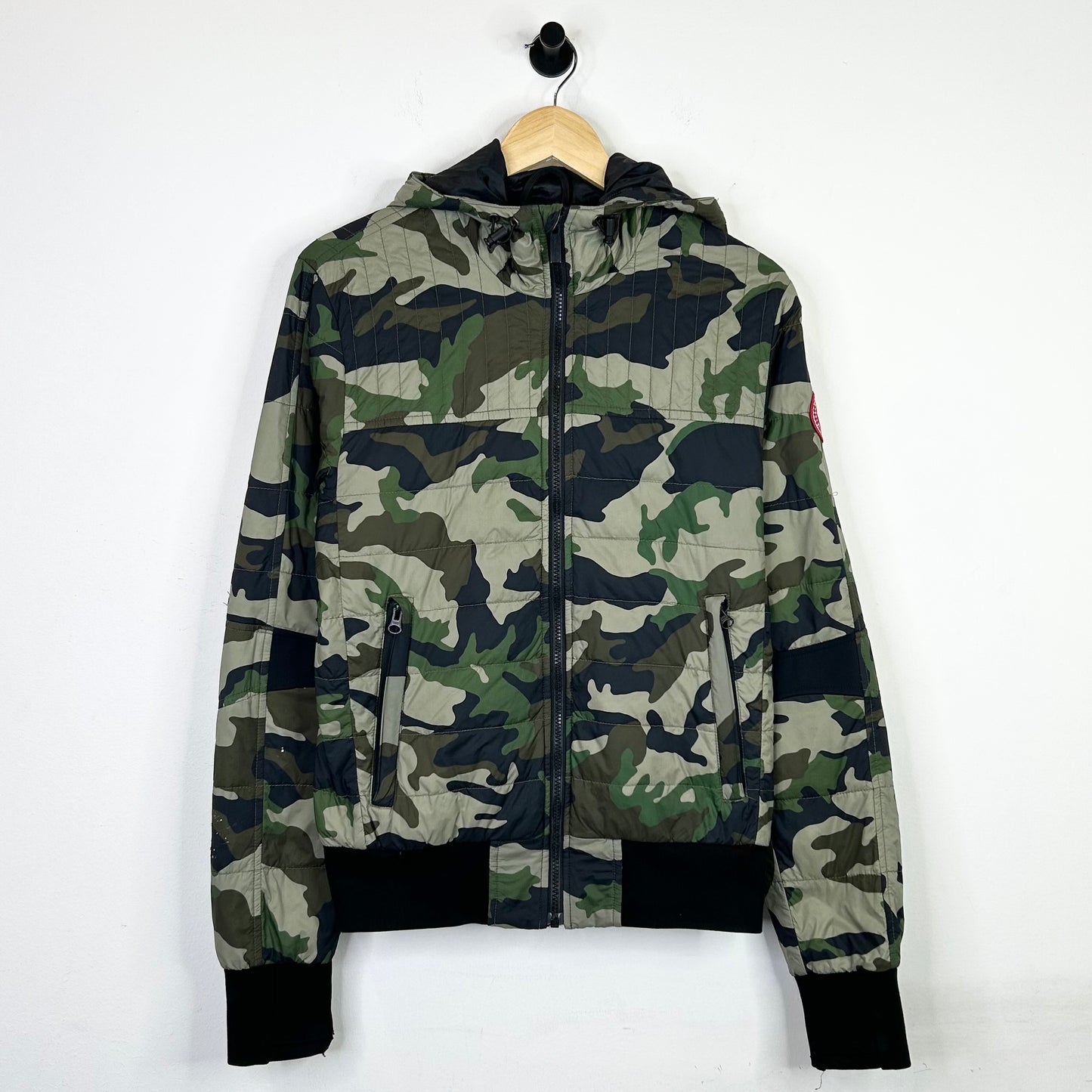 CANADA GOOSE CAMO ZIP UP PUFFER JACKET