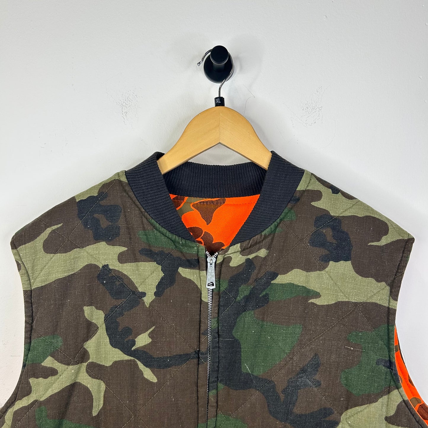 VINTAGE ORANGE/GREEN CAMO VEST