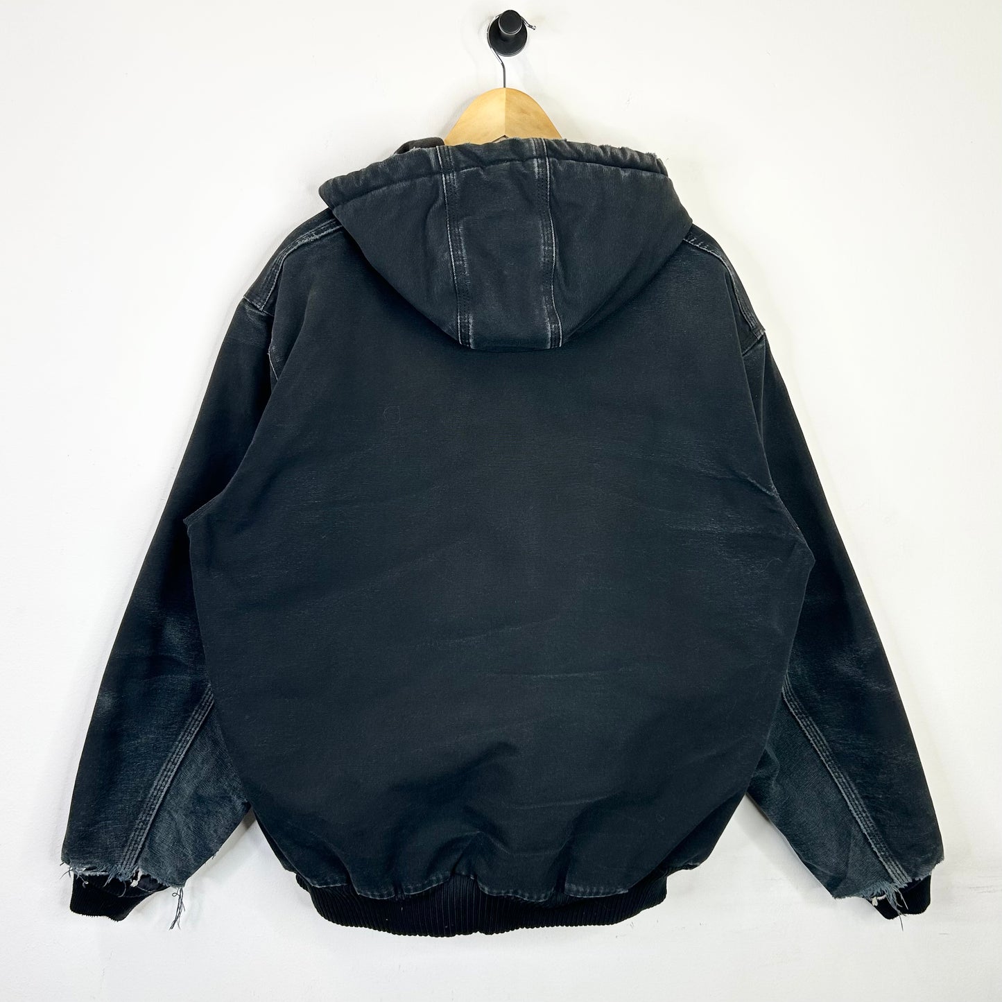 CARHARTT DISTRESSED AND FADED JACKET