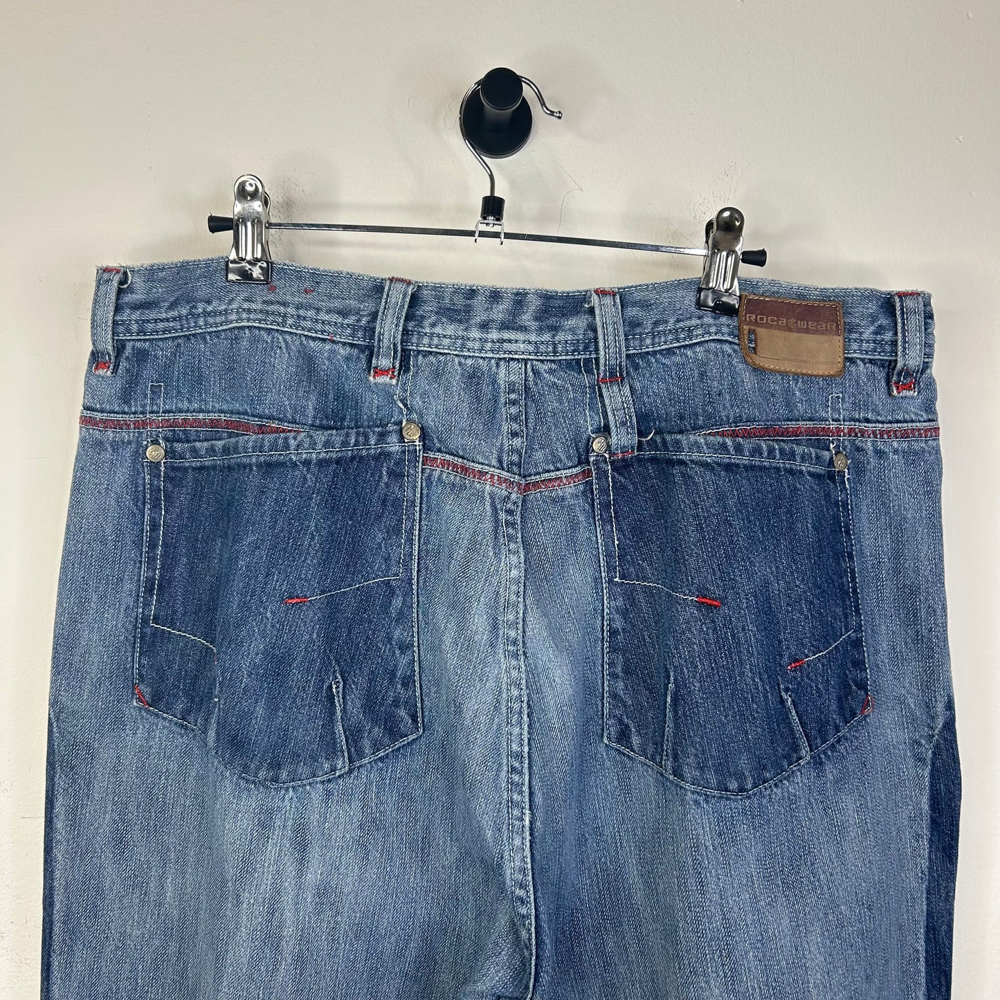 ROCAWEAR RED STITCH JEANS