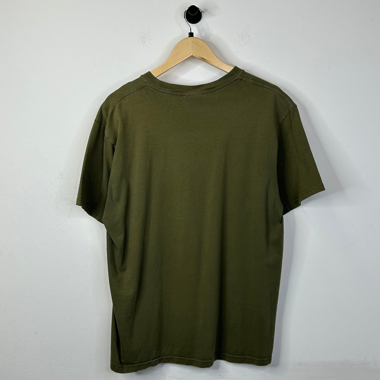 GREEN NIKE LOGO TEE