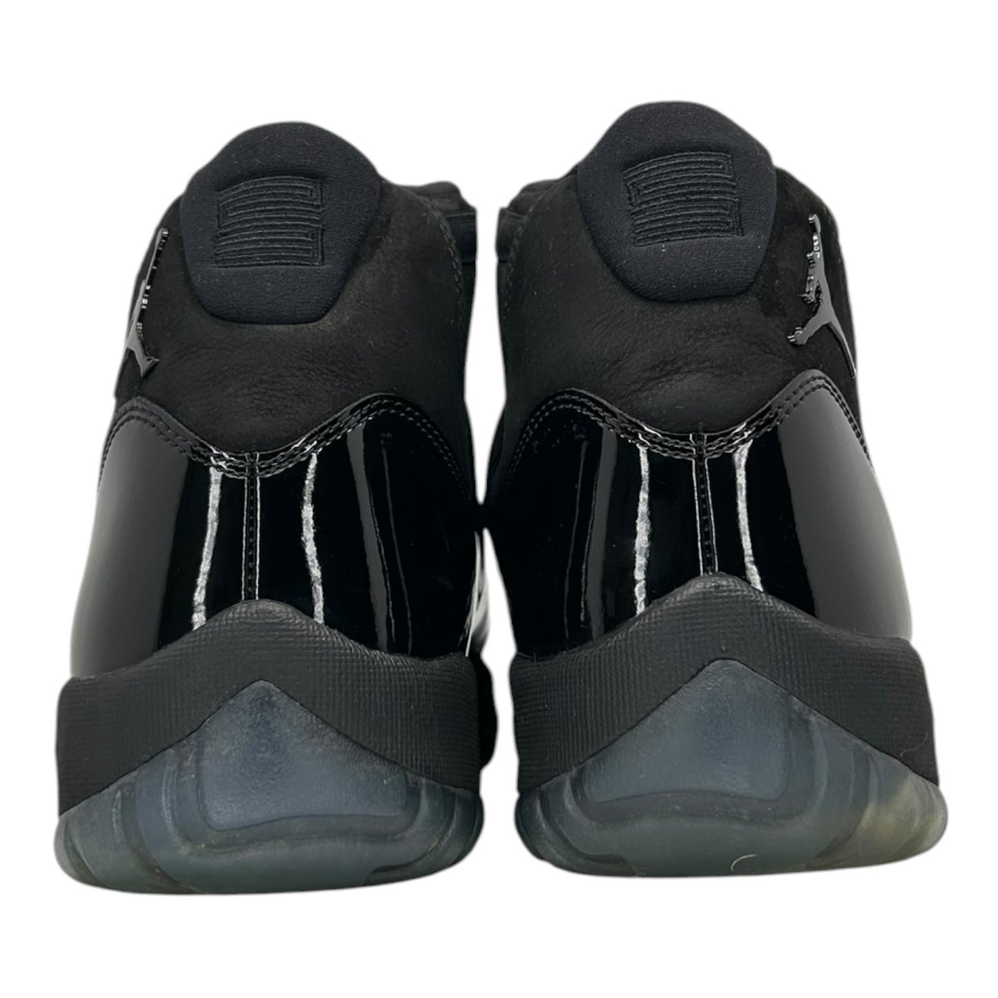 PREOWNED JORDAN 11 CAP AND GOWN