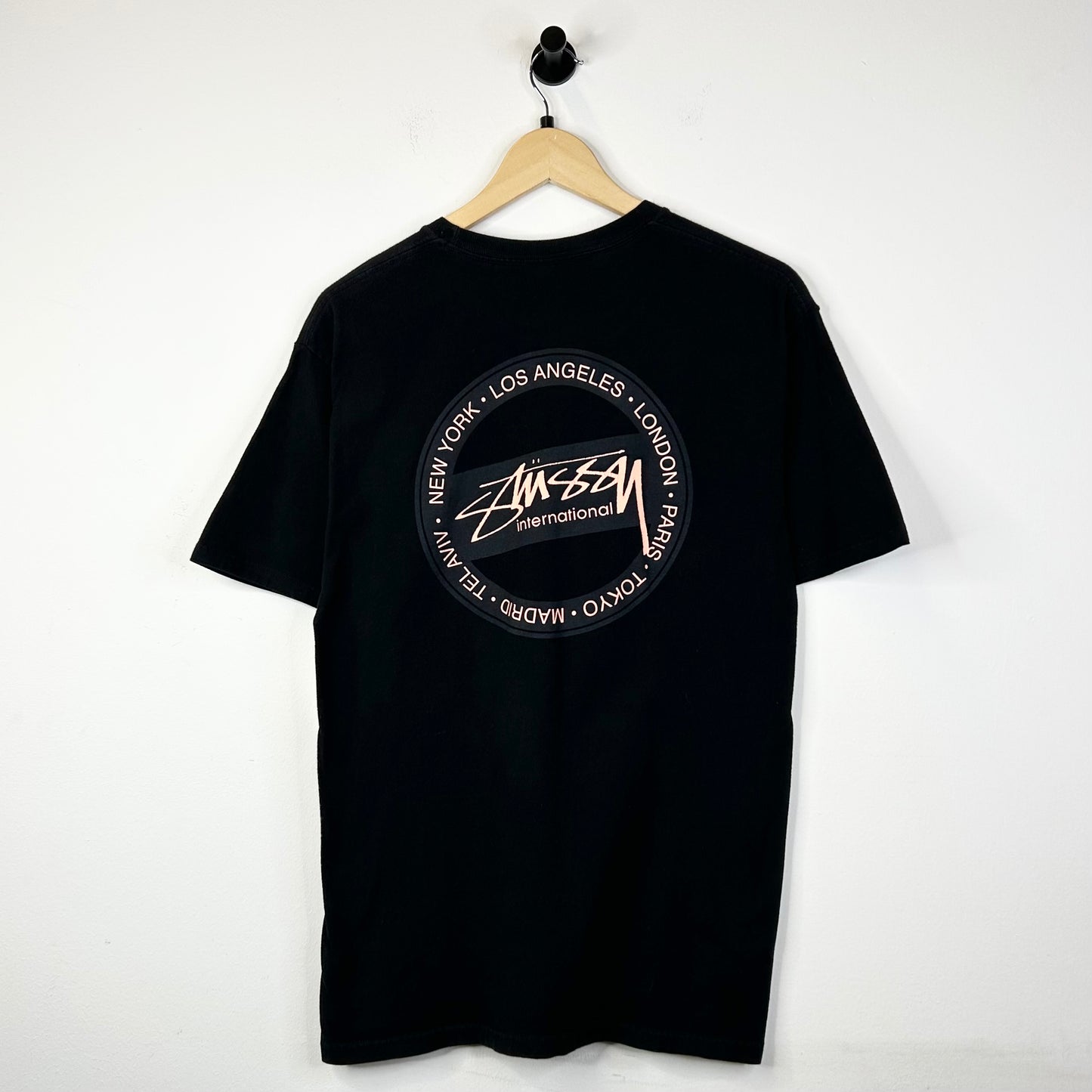 STUSSY INTERNATIONAL DOT GRAPHIC