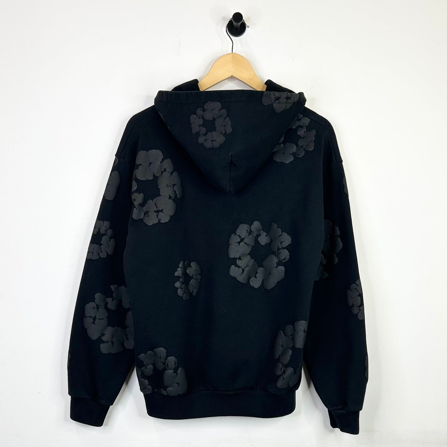 DENIM TEARS BLACK/BLACK HOODIE