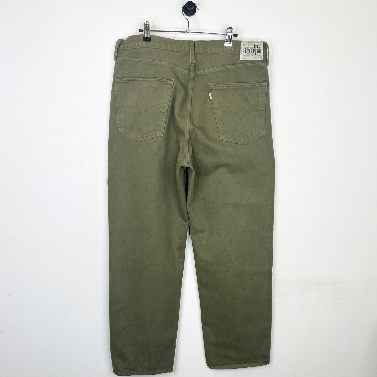 OLIVE GREEN LEVI'S LOOSE SILVER TABS