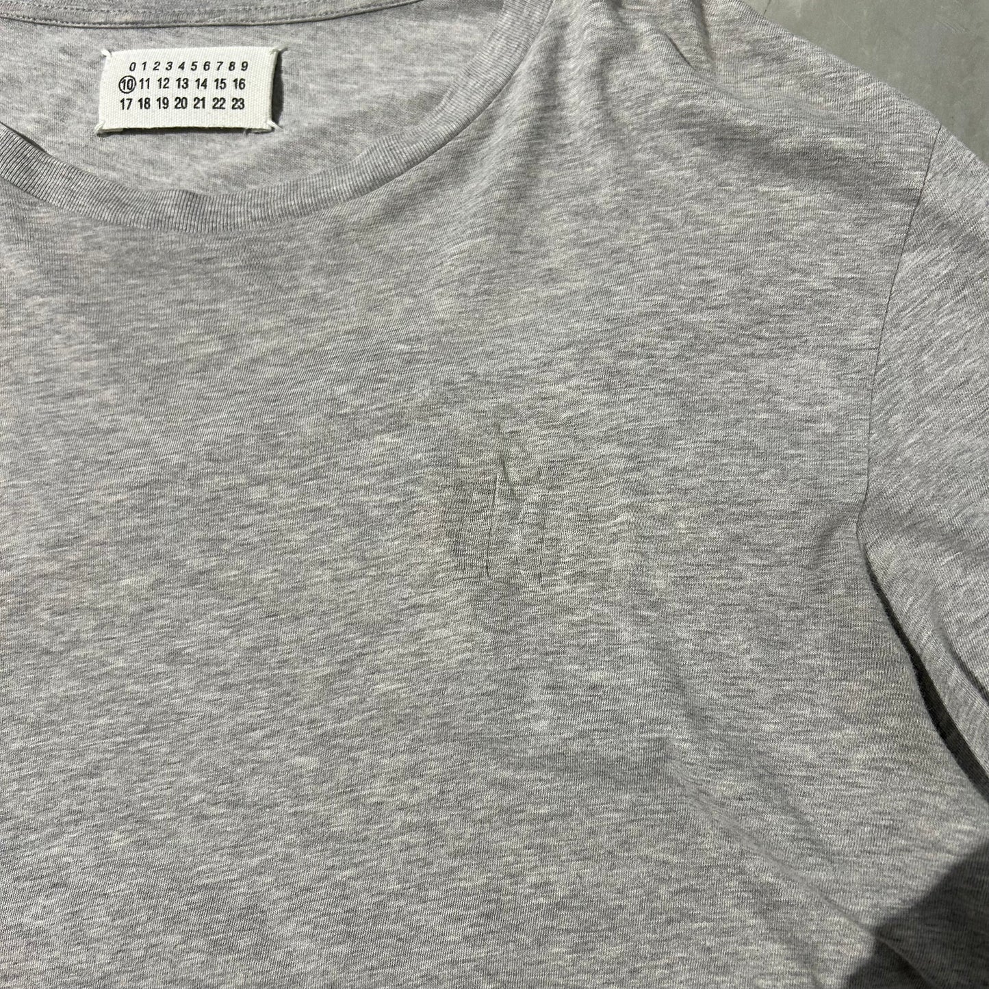 MAISON MARGIELA 10 LOGO GREY T