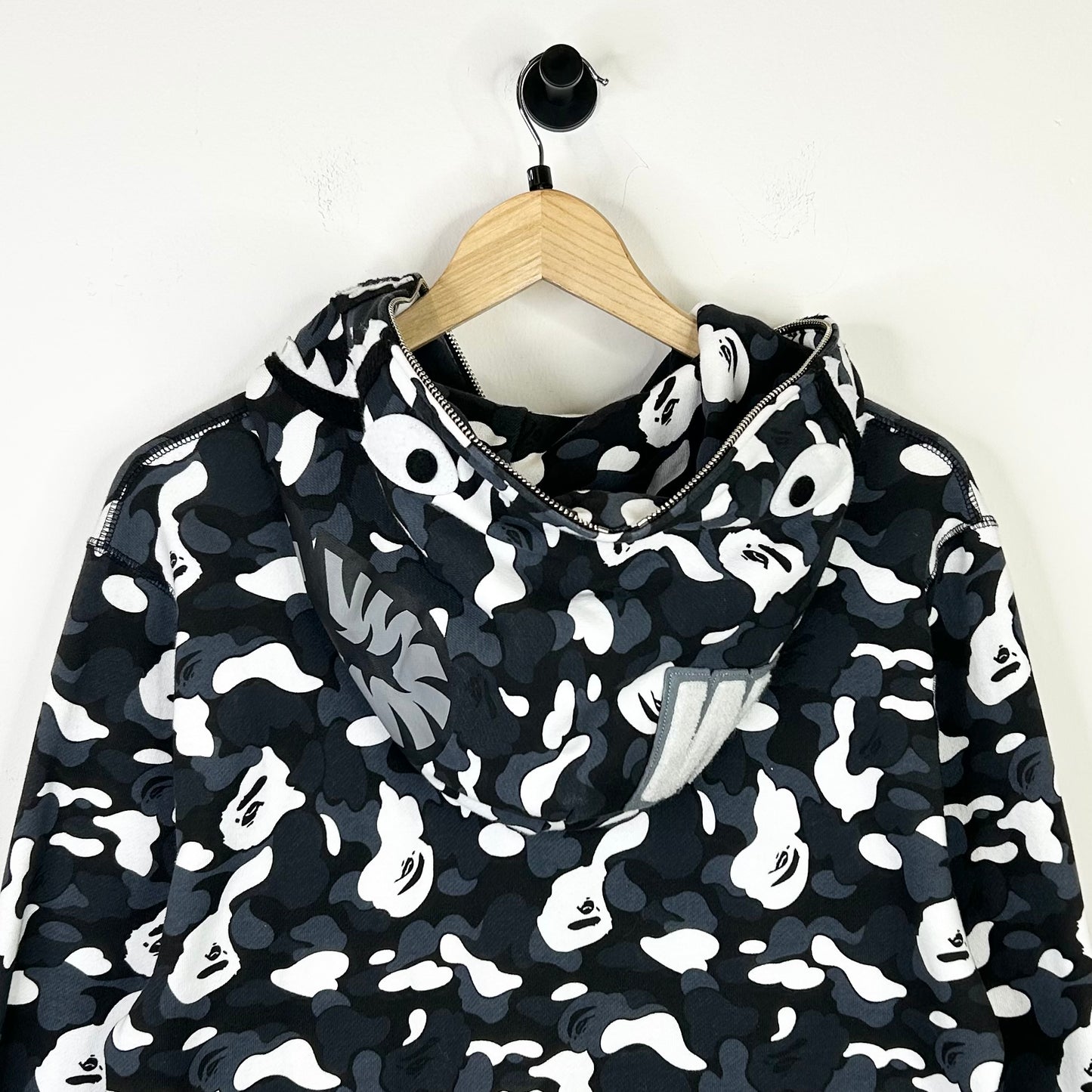 BAPE DOVER STREET MARKET BLACK WHITE GREY CITY CAMO SHARK FULL ZIP