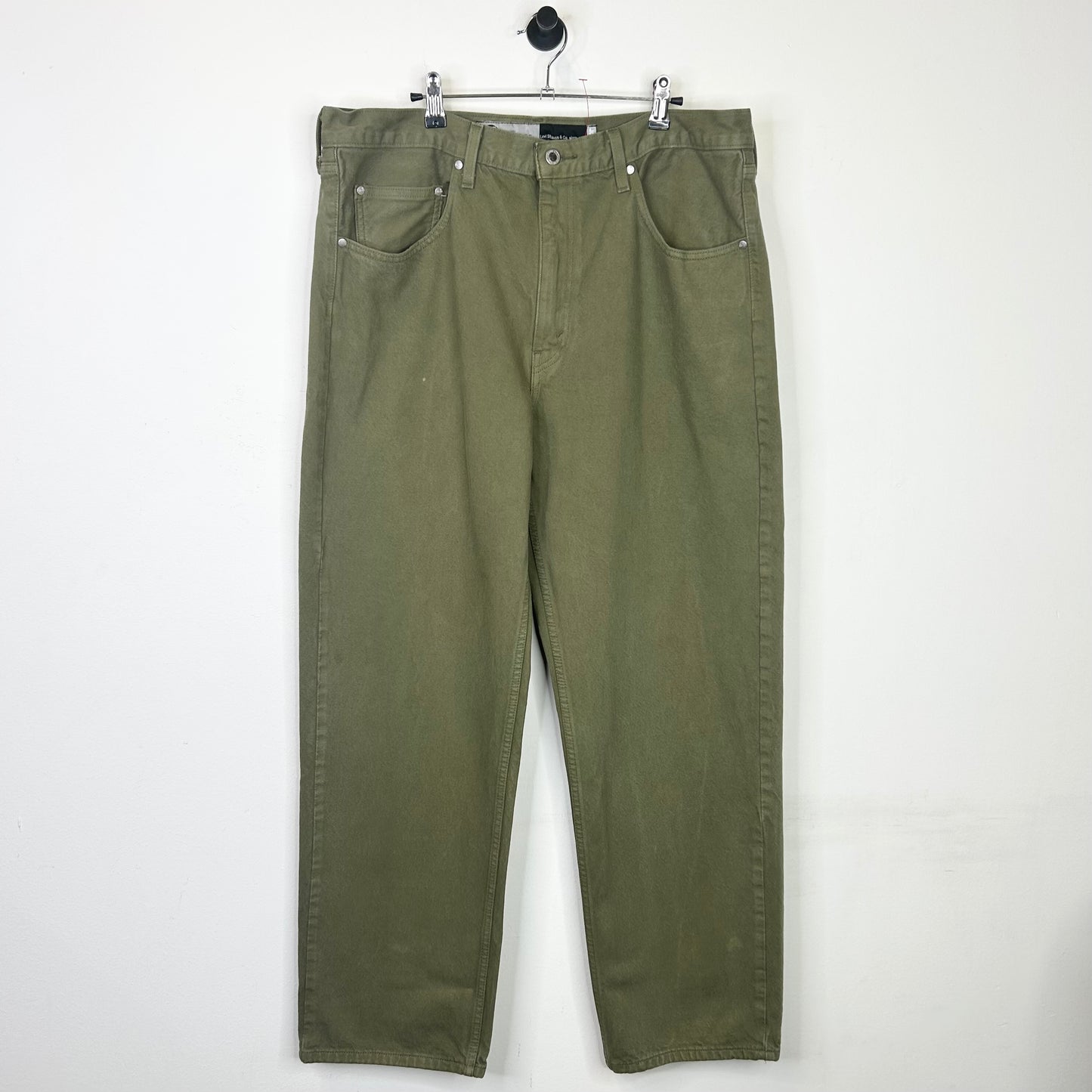 OLIVE GREEN LEVI'S LOOSE SILVER TABS