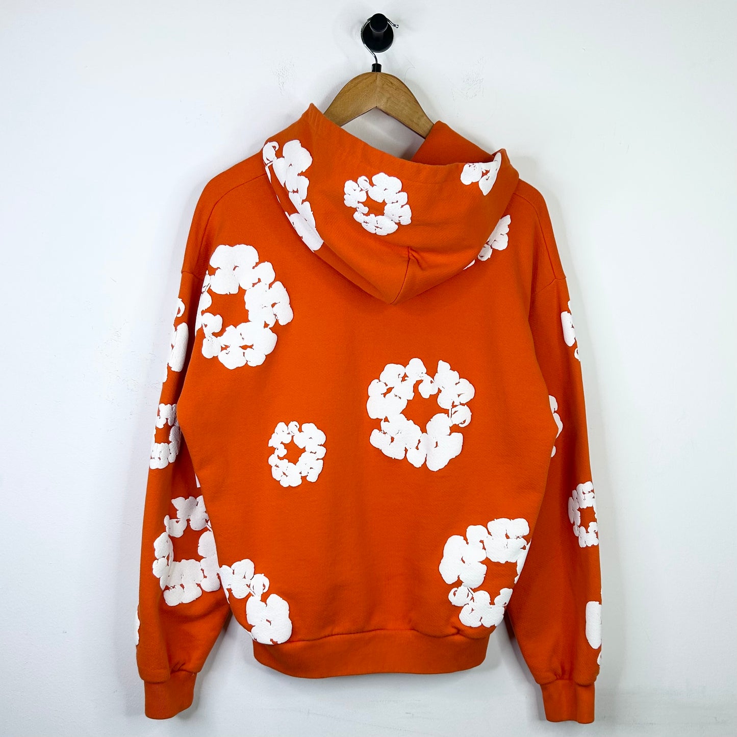 DENIM TEARS WHITE/ORANGE WREATH HOODIE