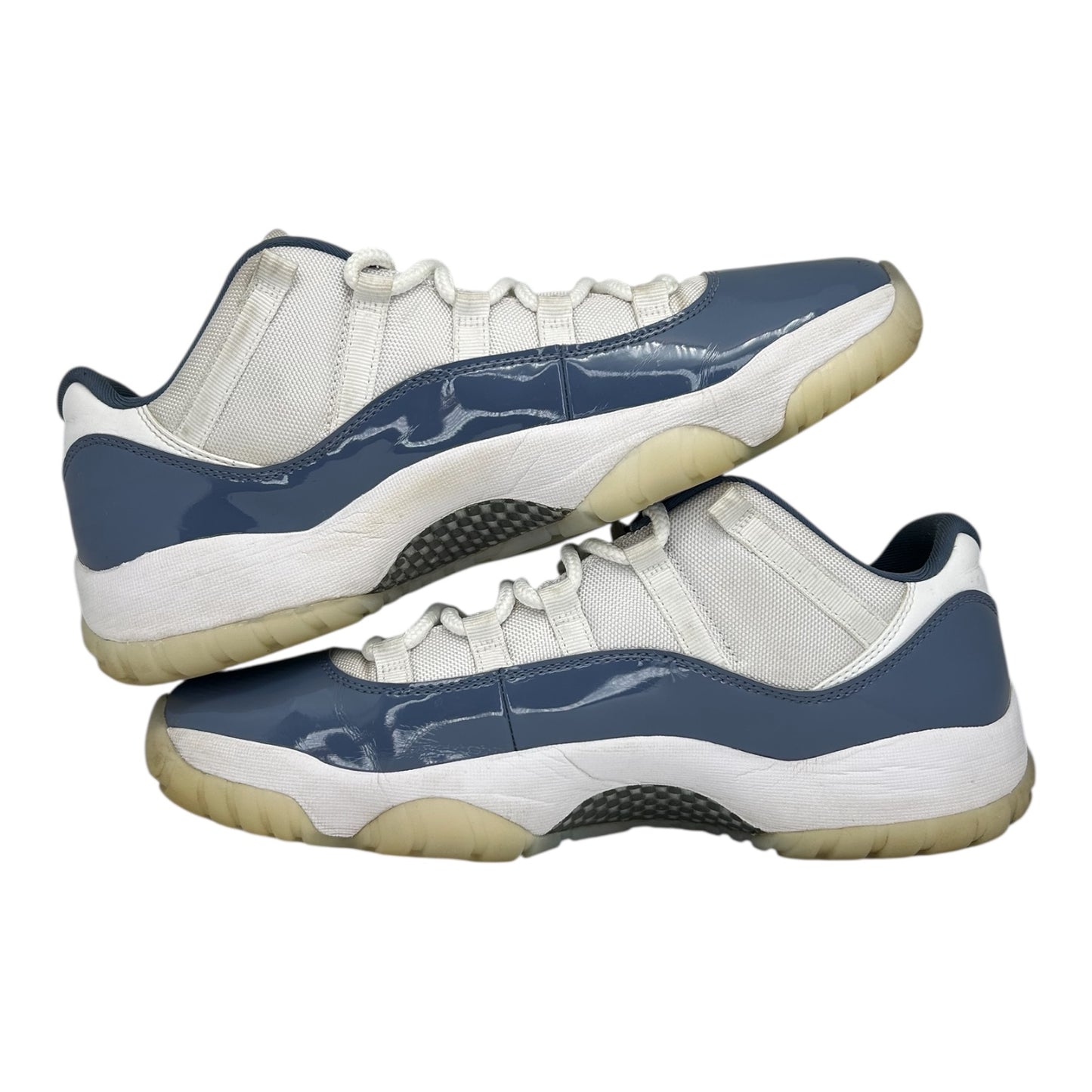 PREOWNED JORDAN 11 LOW DIFFUSED BLUE