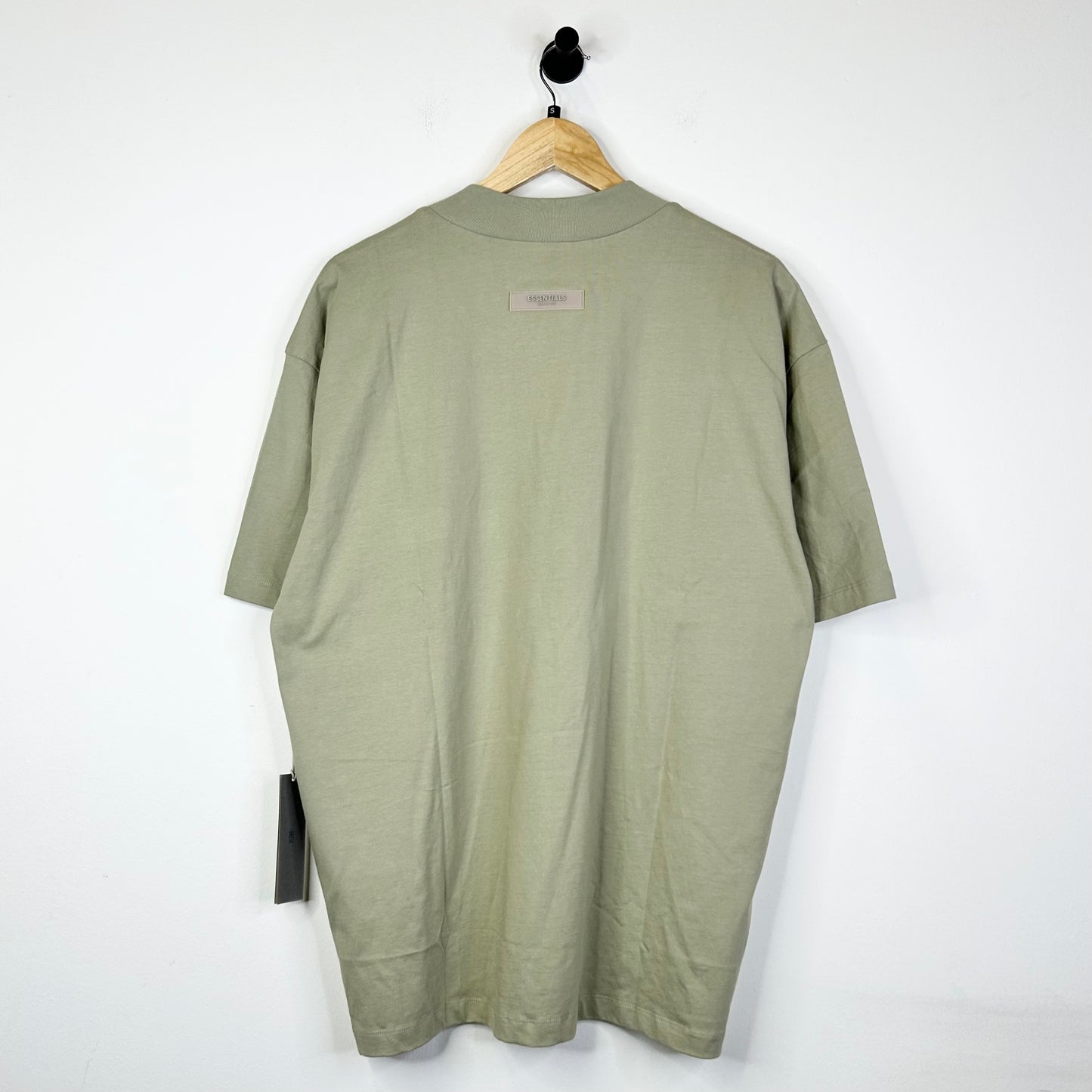 ESSENTIALS SEAFOAM GREEN TEE