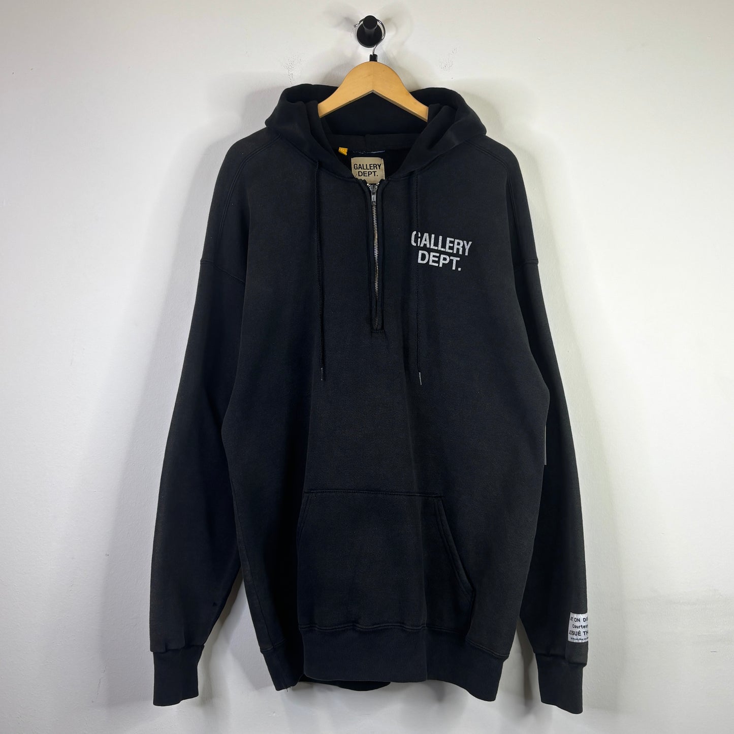 GALLERY DEPT. CHEST LOGO QUARTER ZIP