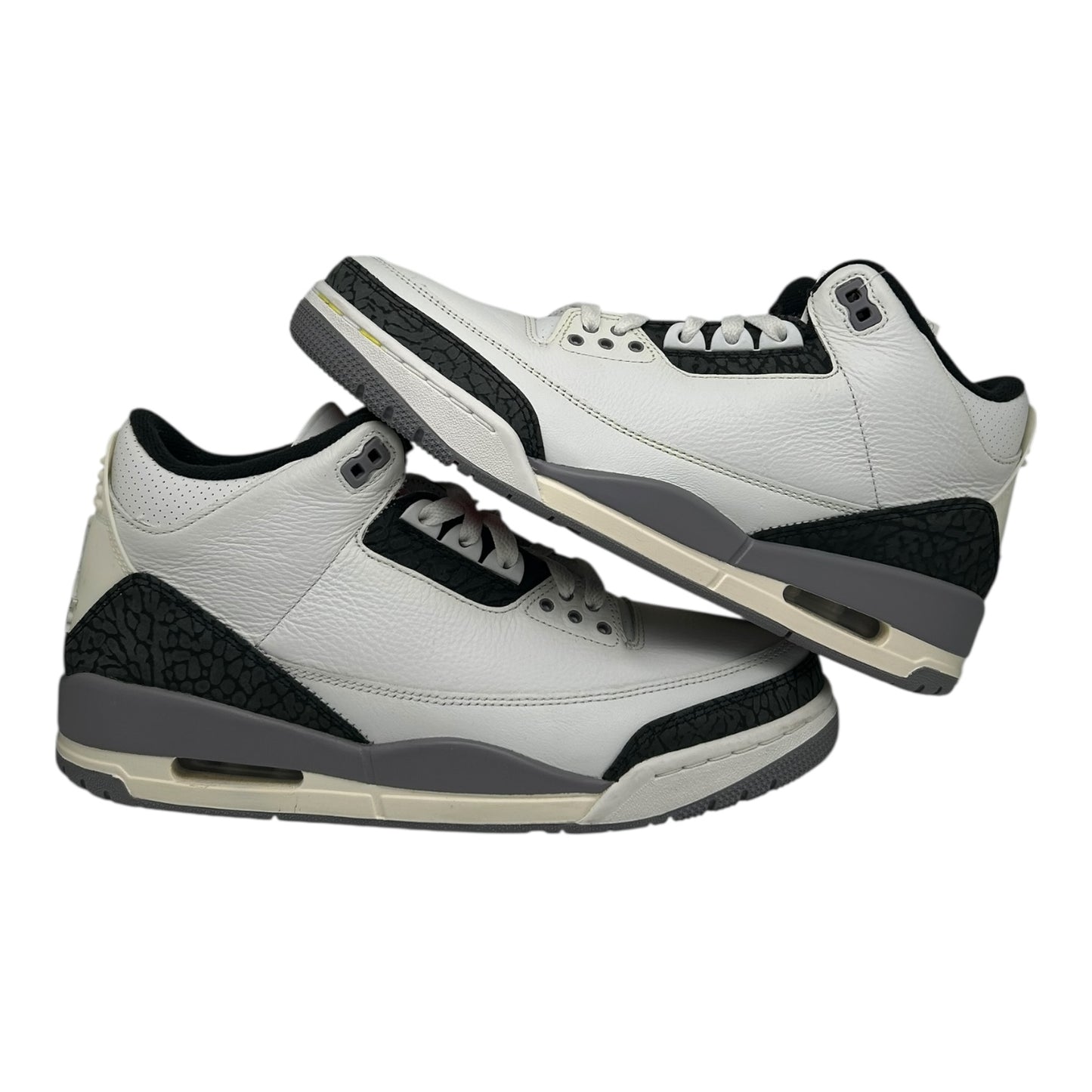 PREOWNED JORDAN 3 CEMENT GREY