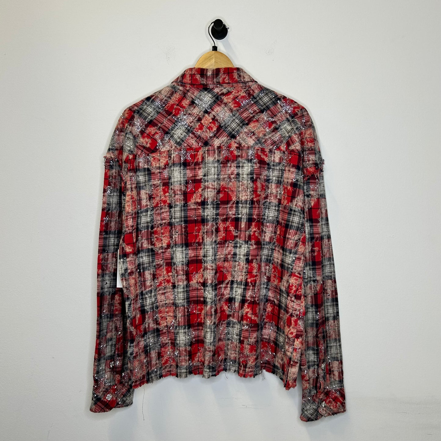 GUAPI RED FLANNEL RHINESTONE BUTTON UP