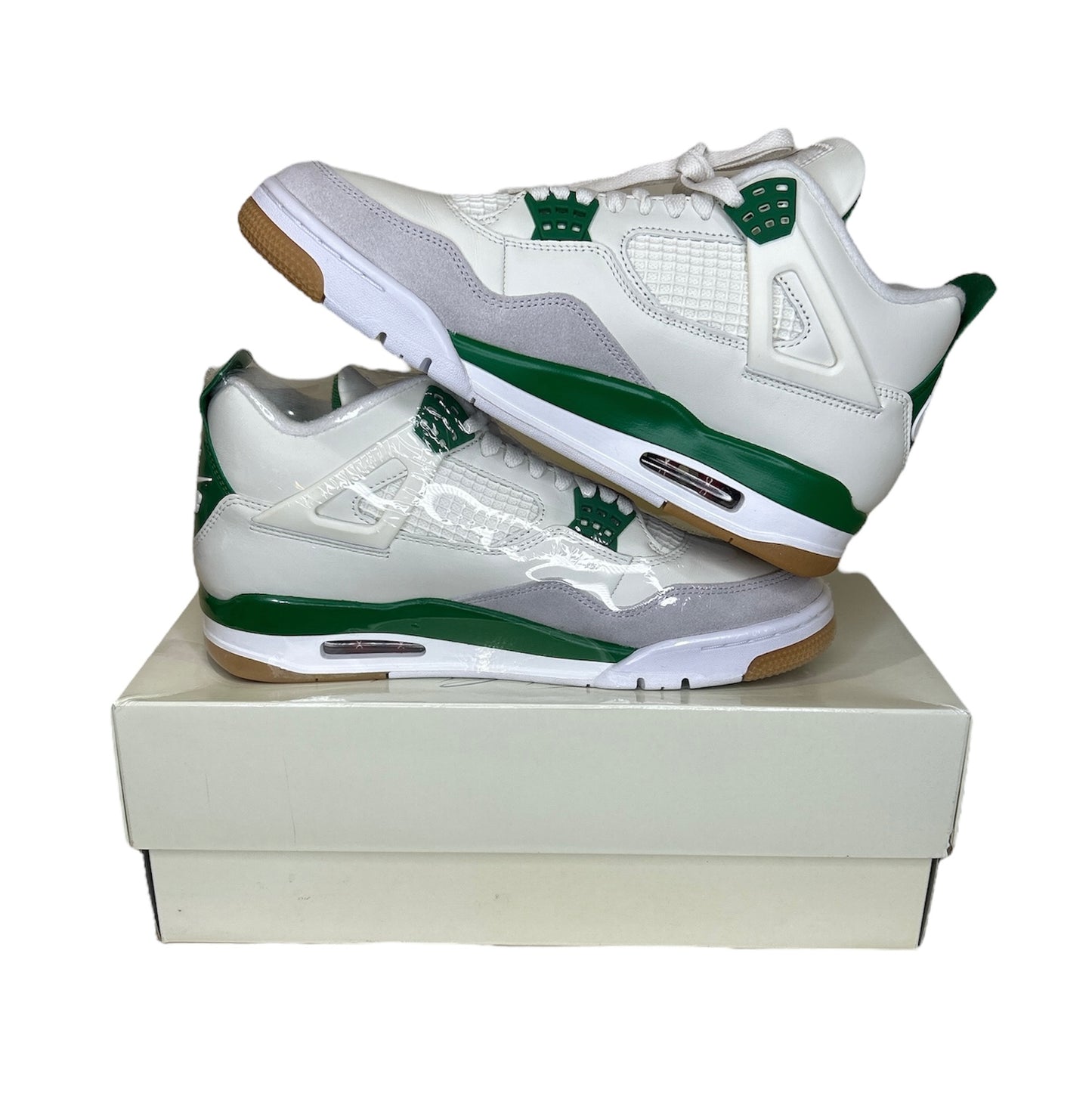 PREOWNED JORDAN 4 SB PINE GREEN