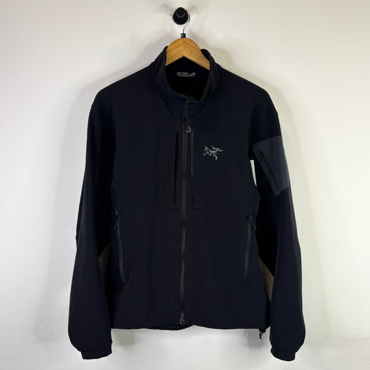 ARC'TERYX DOUBLE CHEST POCKET WINDBREAKER