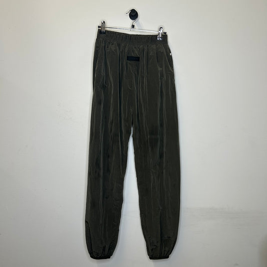 ESSENTIALS RIPSTOP TRACK PANTS OLIVE