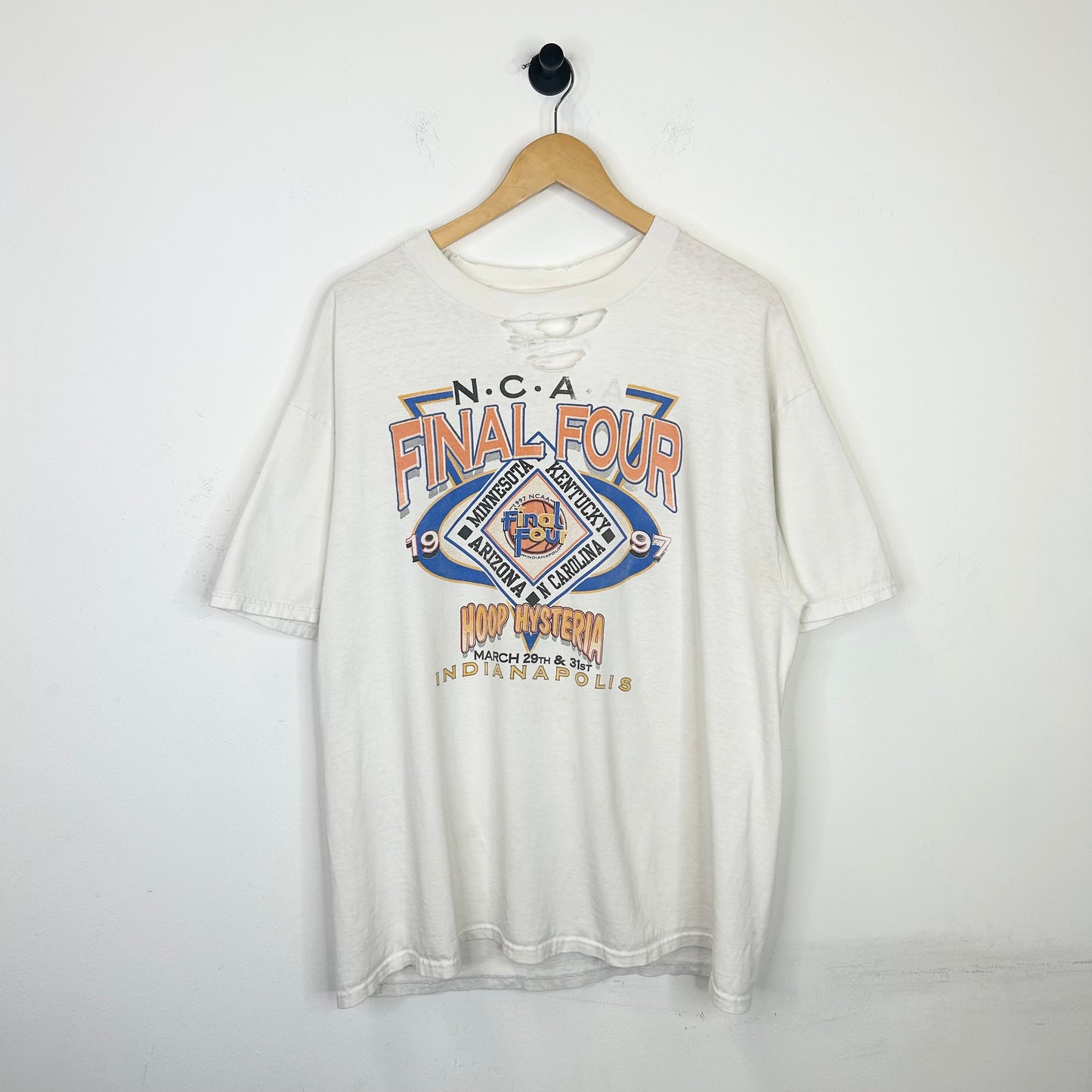 NCAA FINAL FOUR 1997 HOOP HYSTERIA TEE