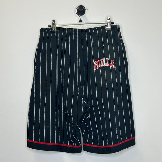 CHICAGO BULLS' STARTER VINTAGE LOGO SHORTS SZ M