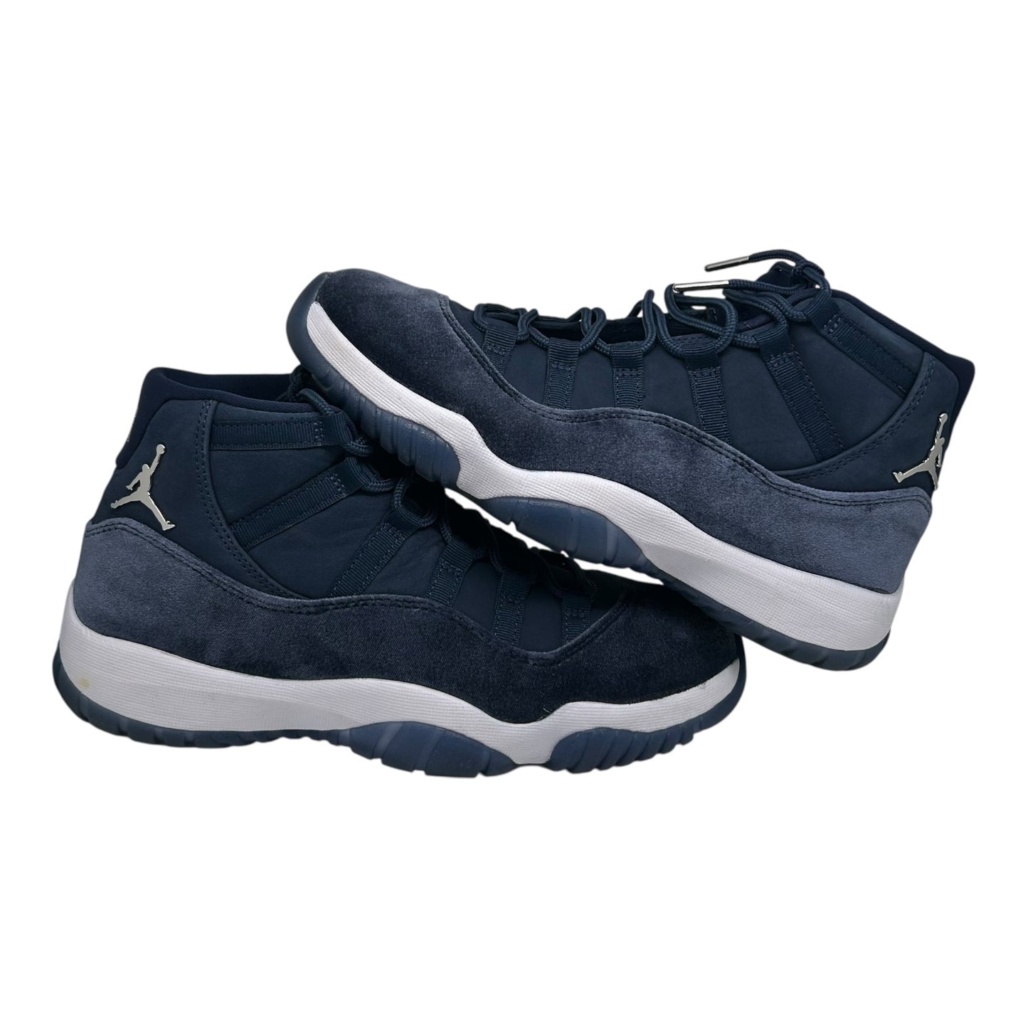 PREOWNED JORDAN 11 RETRO MIDNIGHT NAVY