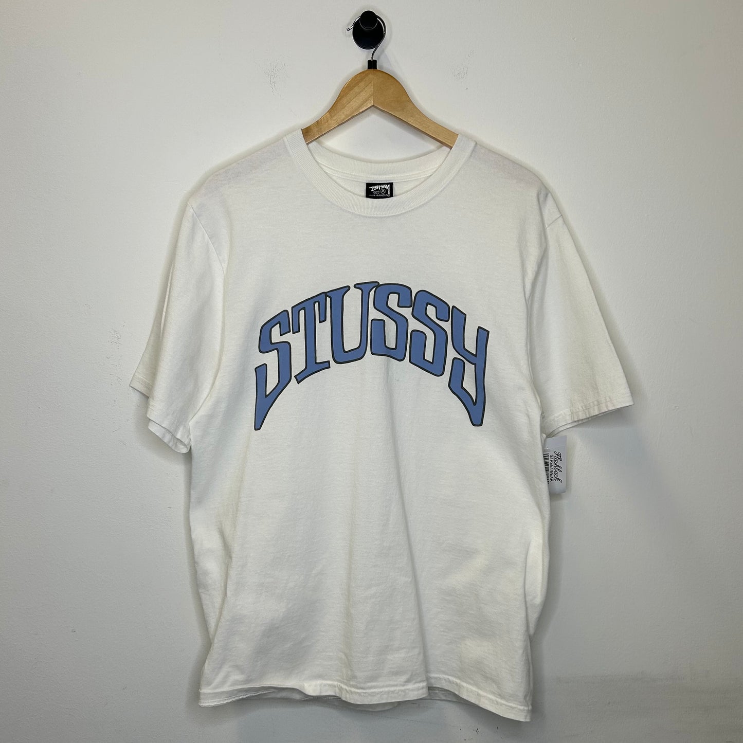STUSSY ARCHED BLUE LOGO TEE