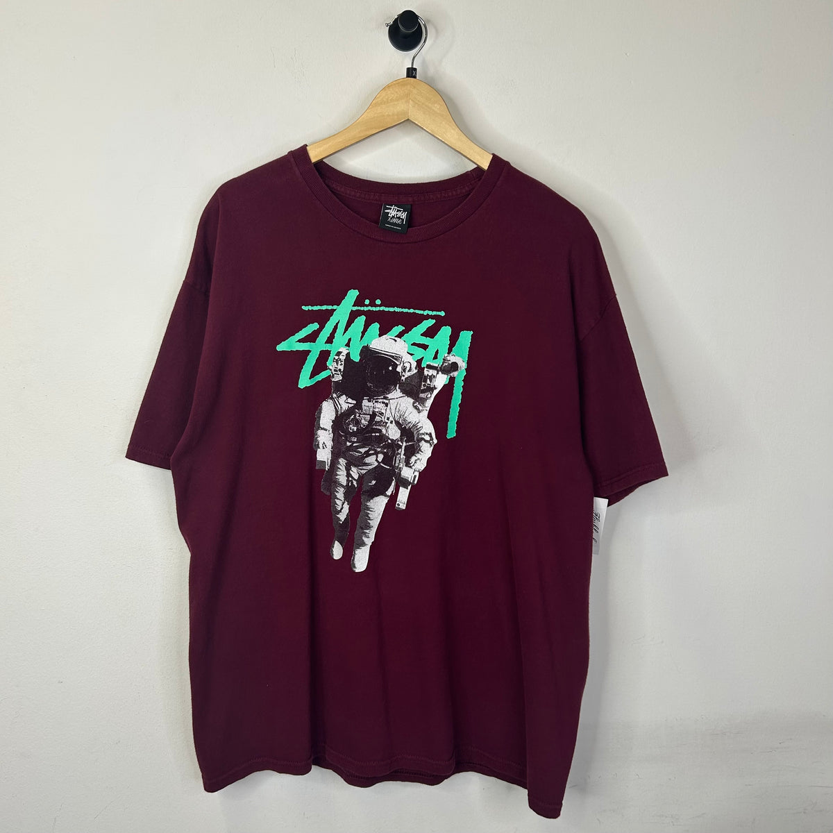 STUSSY INTERGALACTIC CREW TEE