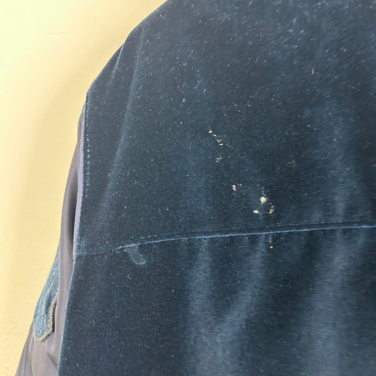 MONCLER VELVET PUFFER DOWN JACKET NAVY