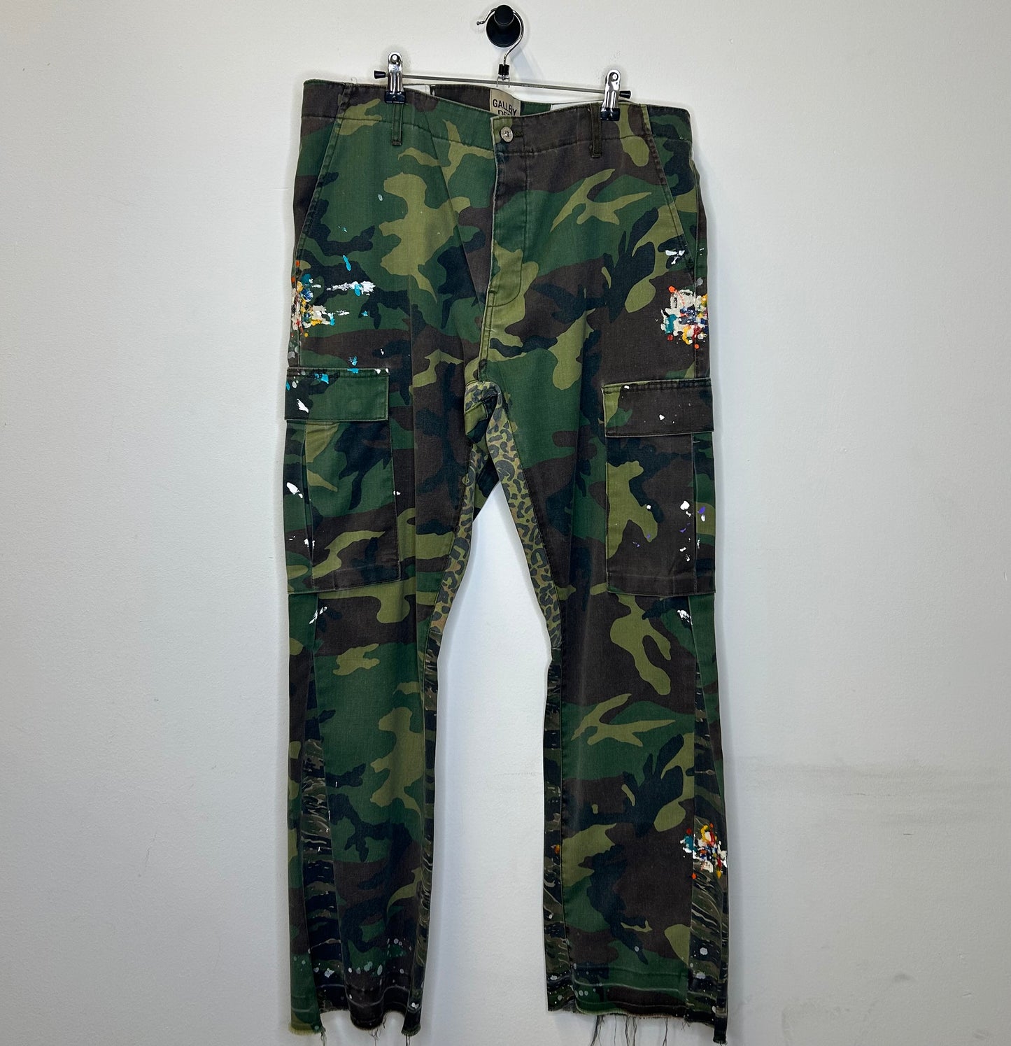 GALLERY DEPT. LA CAMO FLARE PANTS