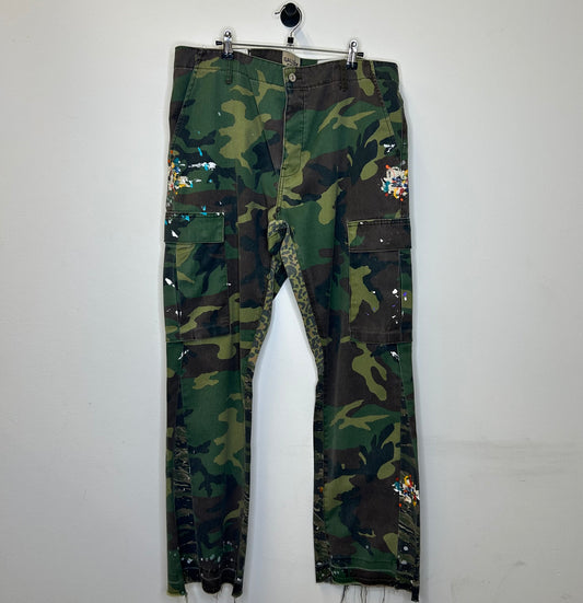 GALLERY DEPT. LA CAMO FLARE PANTS