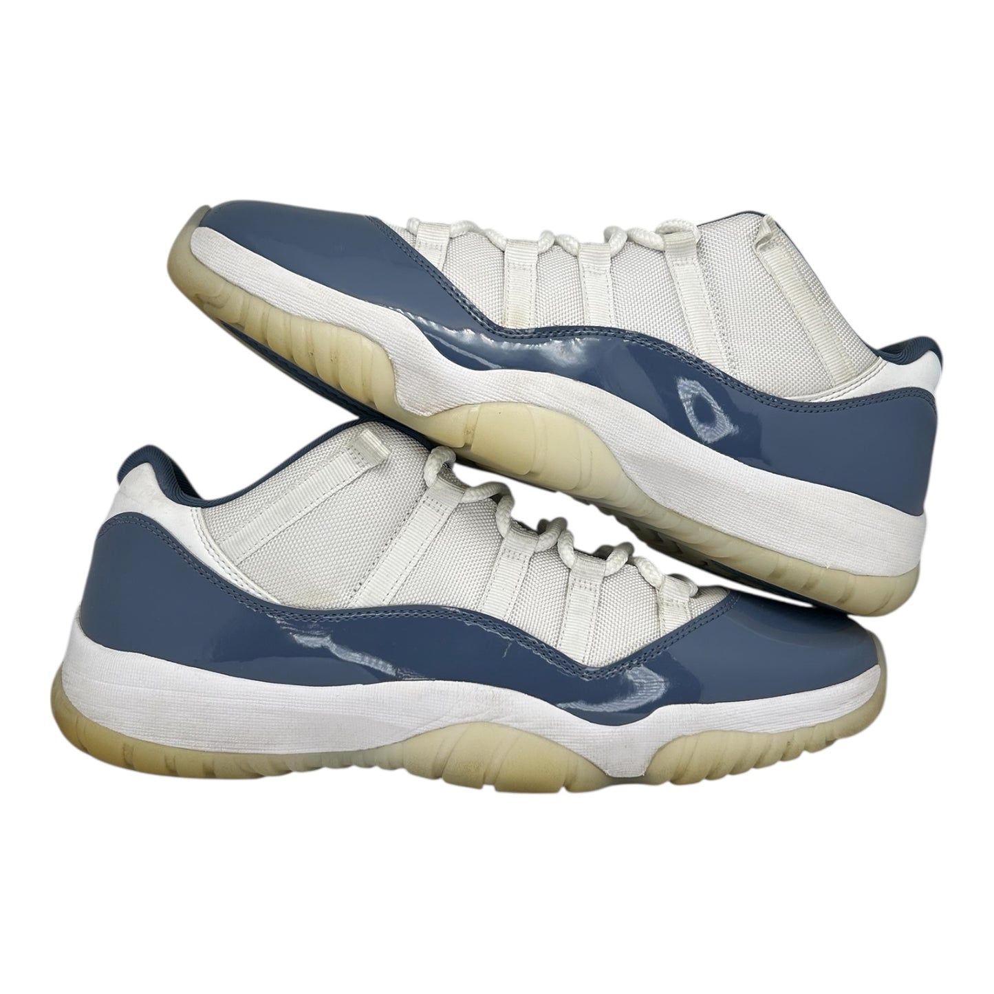PREOWNED JORDAN 11 LOW DIFFUSED BLUE
