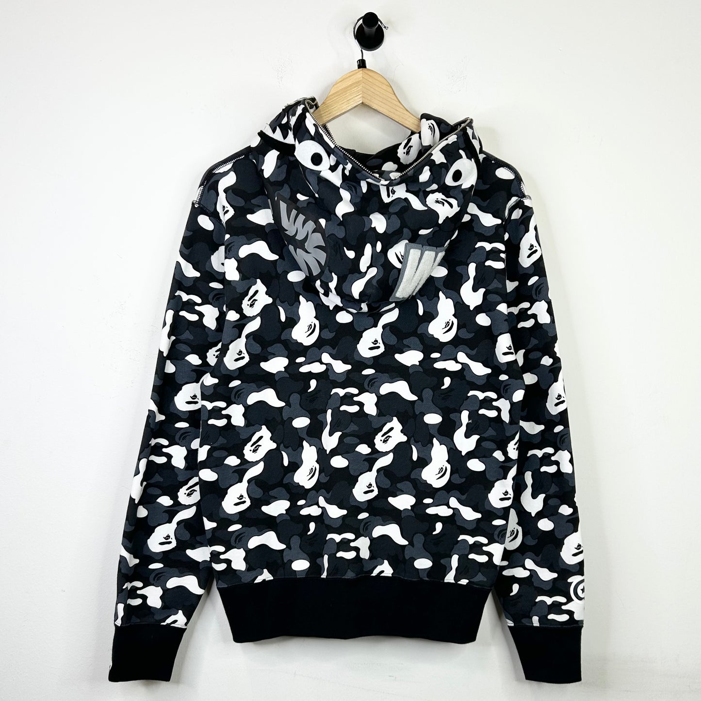 BAPE DOVER STREET MARKET BLACK WHITE GREY CITY CAMO SHARK FULL ZIP