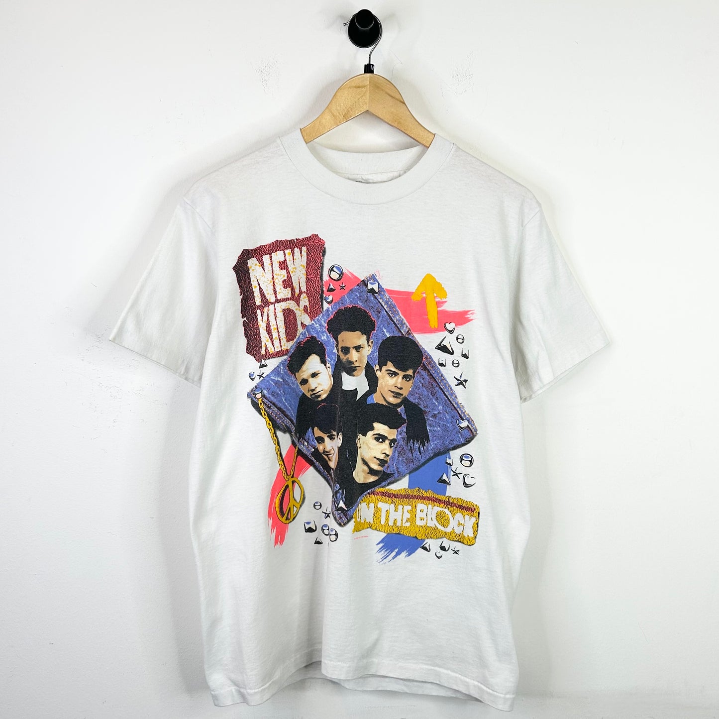 NEW KIDS ON THE BLOCK GRAPHIC TEE