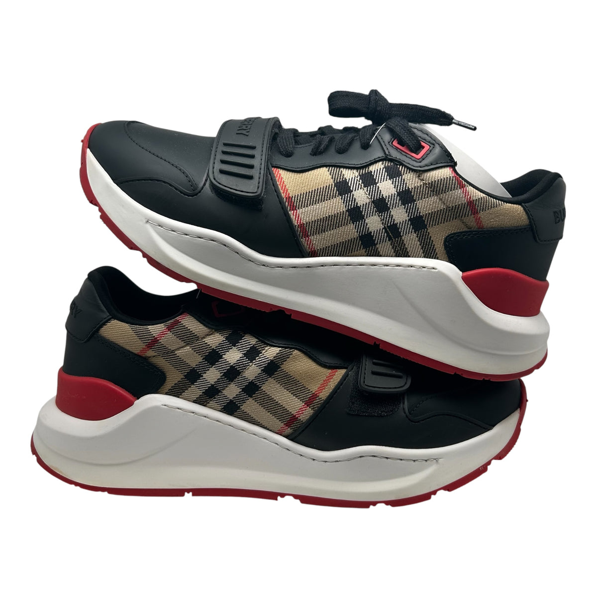 BURBERRY RAMSEY BLACK LEATHER SNEAKERS