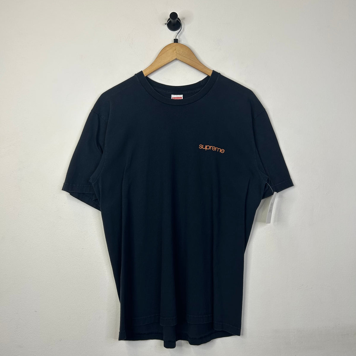PC SUPREME NEW YORK LOGO TEE NAVY ORANGE