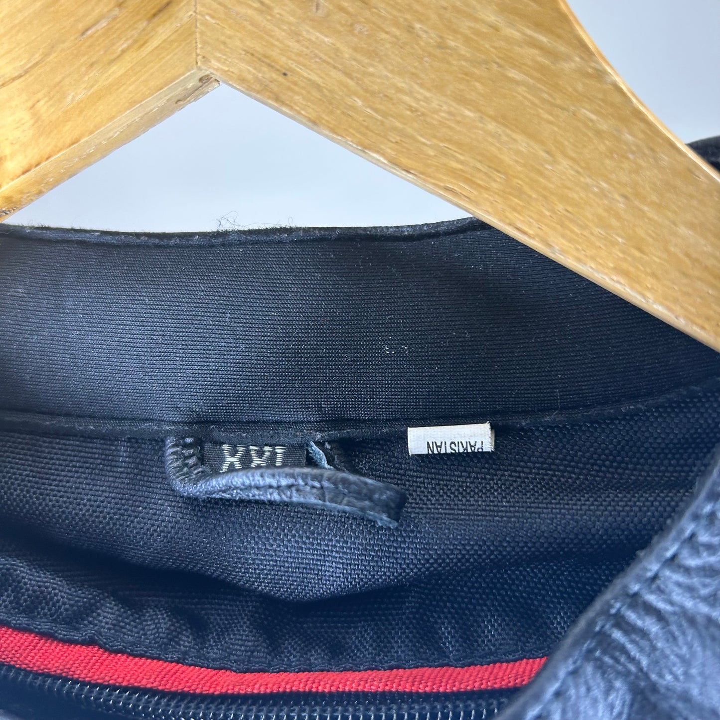 BLACK LEATHER MOTORCYCLE JACKET